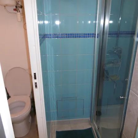 T2, 28m², Proche Plage, 4 Pers., Parking Privilégié à - Fr-1-795-10 *