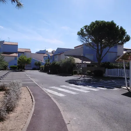 T2, 28m², Proche Plage, 4 Pers., Parking Privilegie A - Fr-1-795-10 * ナルボンヌ