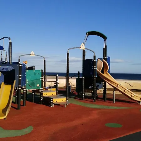 T2, 28m², Proche Plage, 4 Pers., Parking Privilegie A - Fr-1-795-10