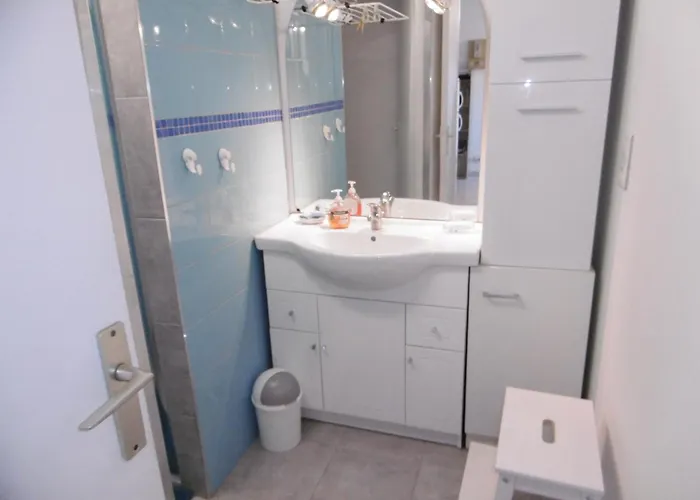 T2, 28m², Proche Plage, 4 Pers., Parking Privilegie A - Fr-1-795-10